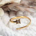 Bague ouverte dorée ajustable en acier inoxydable, décorée d’un zircon carré étincelant