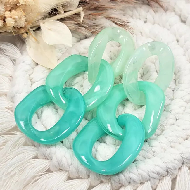 Boucles d’oreilles femme maillons acétate vert clair et turquoise – Bijou coloré tendance été