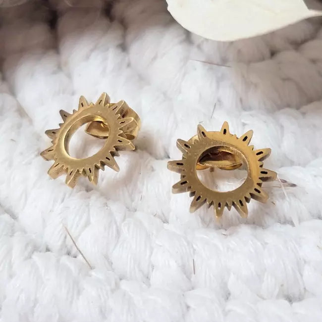 Boucles d’oreilles soleil dorées en acier inoxydable style bohème chic