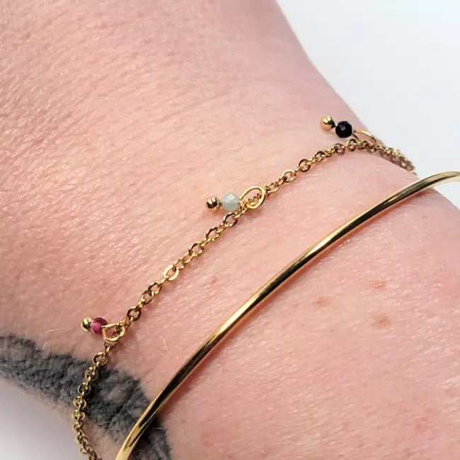 Bracelet double jonc doré femme avec perles colorées en acier inoxydable