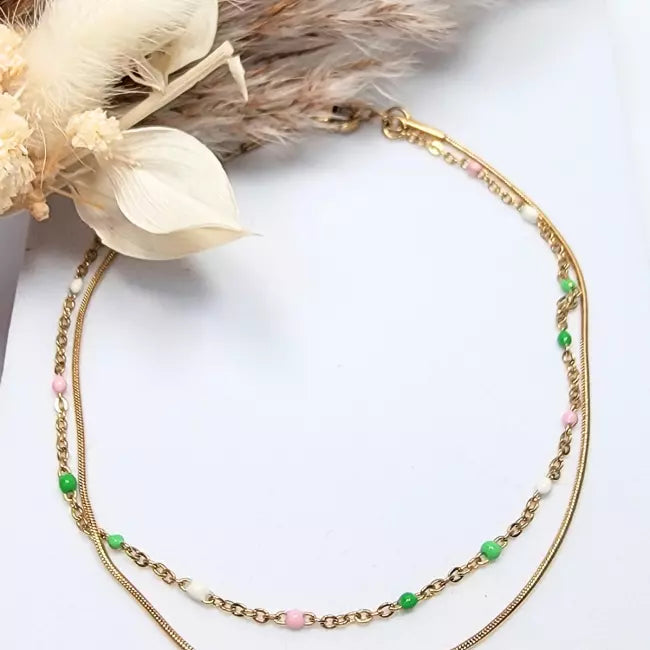 Chaîne de cheville dorée avec perles colorées vertes et roses, bijou fantaisie femme