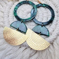Bijou fantaisie tendance, boucles d’oreilles rondes et demi-lunes dorées avec anneau vert marbré