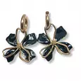 Boucles d’oreilles fleurs dorées à pétales émaillés noirs – design raffiné et féminin, bijou fantaisie chic