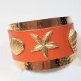 Manchette dorée large étoile de mer et coquillages – Bijou d'été en acier inoxydable – Bracelet manchette femme bohème chic