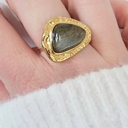 Bague dorée en acier inoxydable avec pierre de labradorite