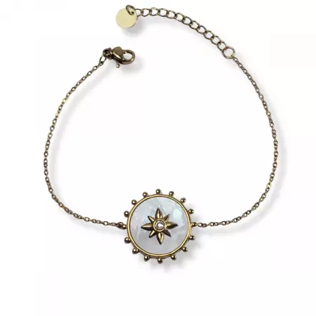 Bracelet doré en acier inoxydable avec médaillon rond en nacre et étoile centrale sertie – bijou raffiné au style solaire et bohème