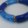 Gros bracelet jonc élastique en perles tubes incurvés bleu roi