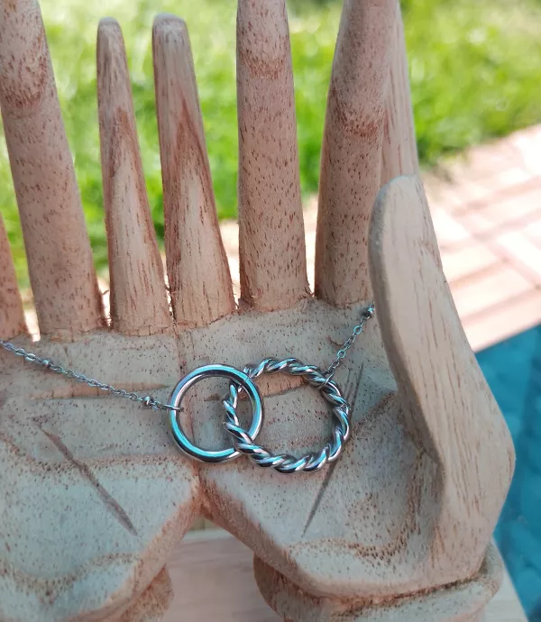 Bracelet ajustable cercle entrelacé en acier inoxydable argenté